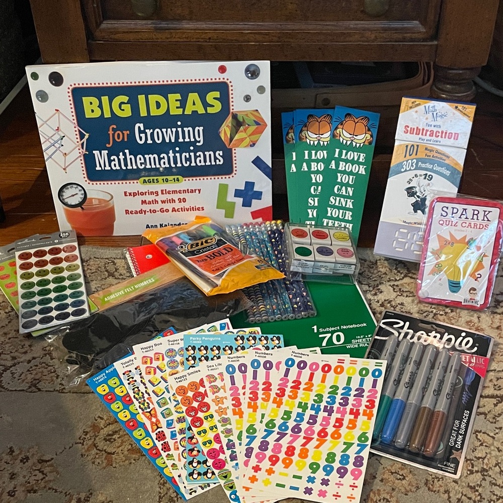 LOT teacher supplies! BUNDLE 🍏